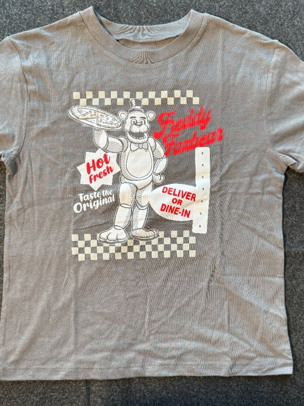 Five Nights at Freddy’s Fazbear Pizza Cropped Tee Small NWT